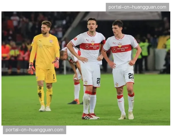 关键对决前瞻:斯图加特与莱比锡的较量将检验双方防线抗压能力 关键对决前瞻:斯图加特与莱比锡的较量将检验双方防线抗压能力